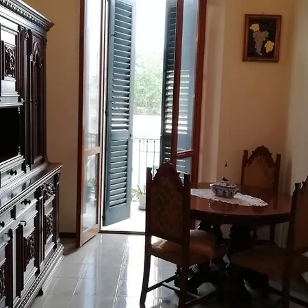 Vicino Al Mare Apartment